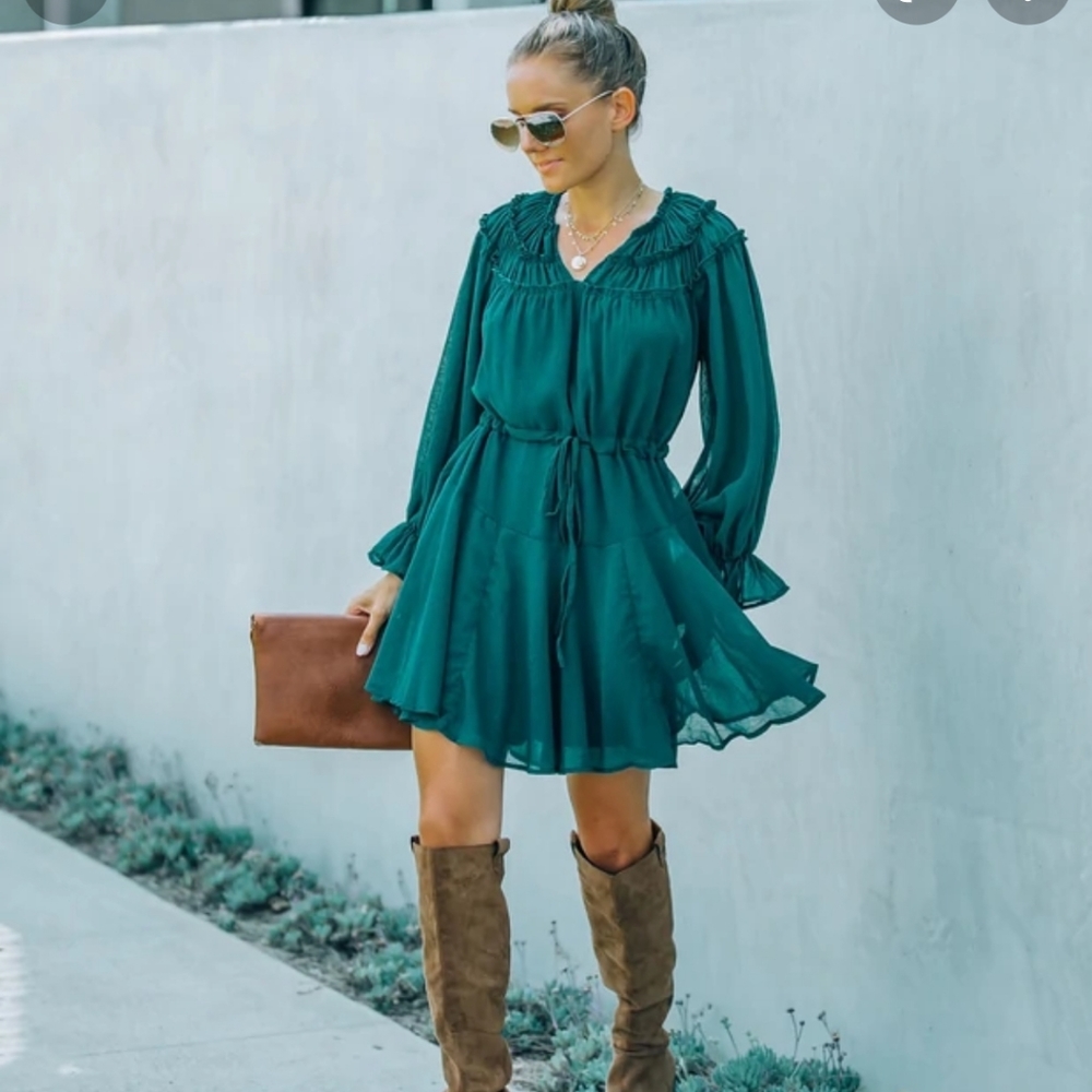 Vici dress - size Medium